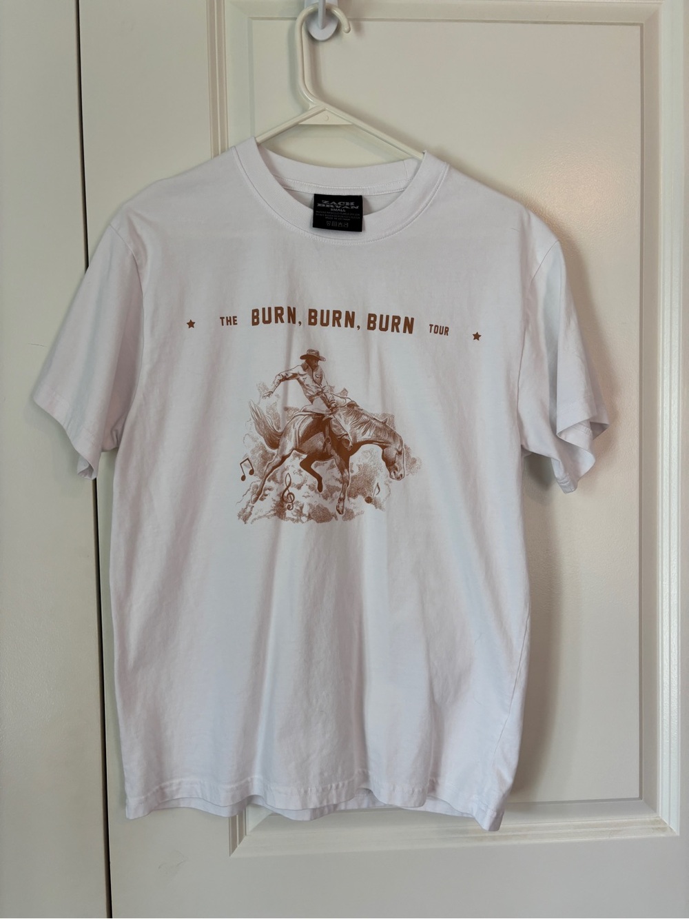 Zach Bryan White 'Burn, Burn, Burn' Graphic Tour Tee